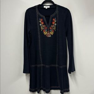 Anthropologie THML Womens Dress  Embroidered Floral Neckline Bell Sleeves M